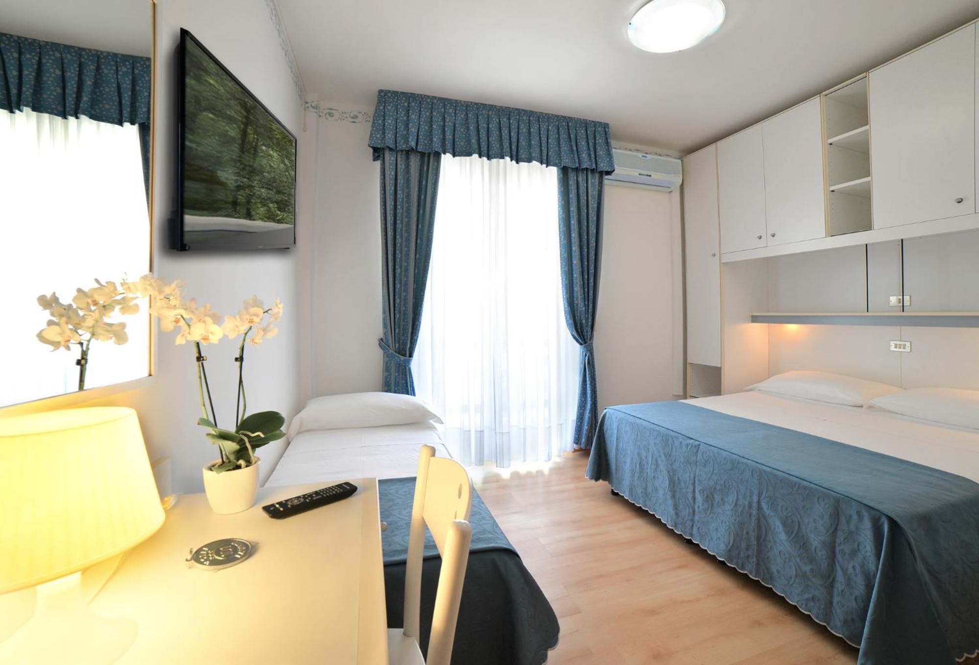 Hotel Laurin Lido di Jesolo Ngoại thất bức ảnh
