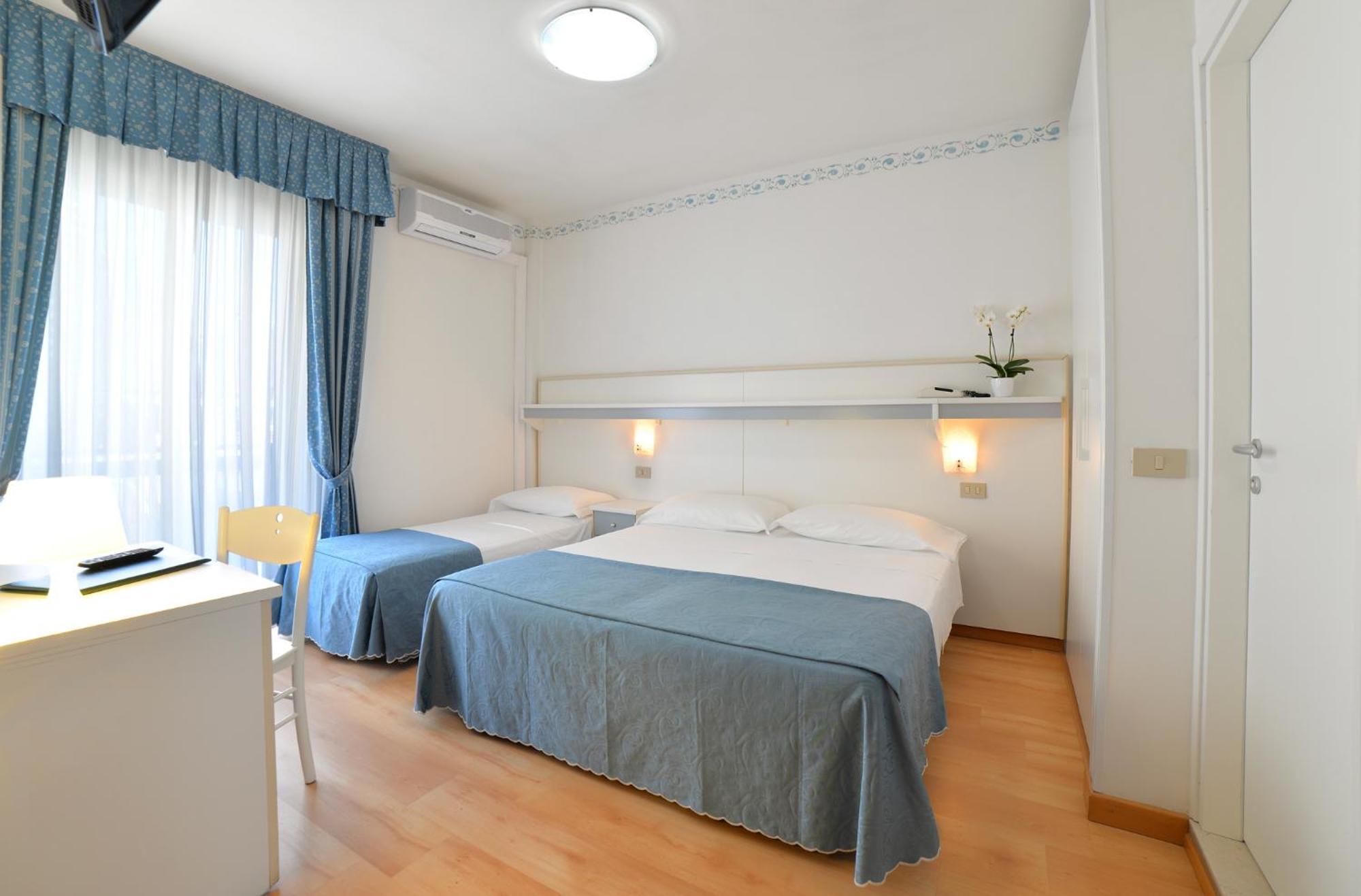 Hotel Laurin Lido di Jesolo Ngoại thất bức ảnh